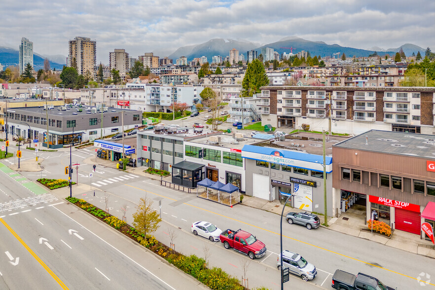 312 E Esplanade, North Vancouver, BC en alquiler - Vista aérea - Imagen 3 de 5