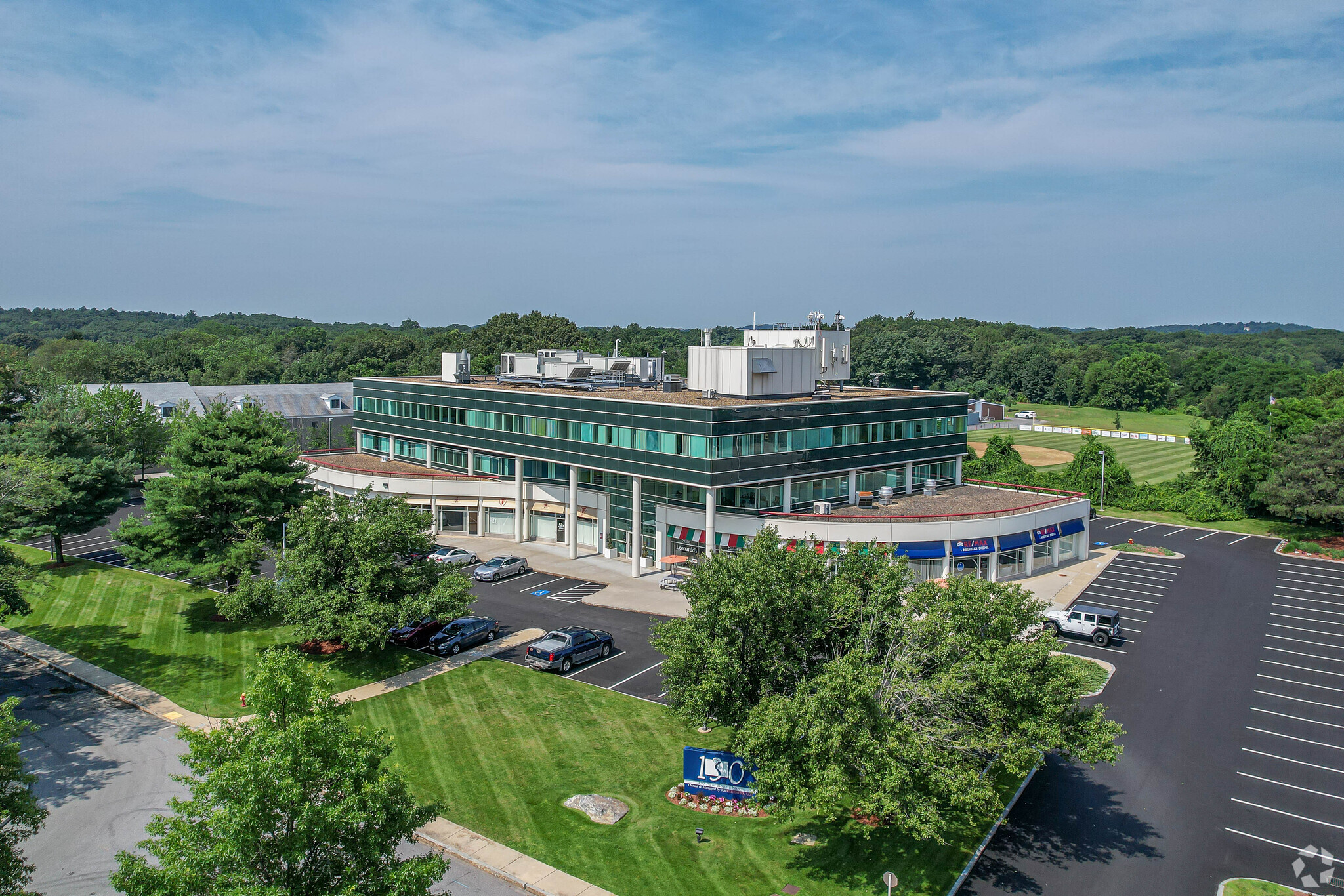 130 New Boston St, Woburn, MA en alquiler Foto del edificio- Imagen 1 de 6