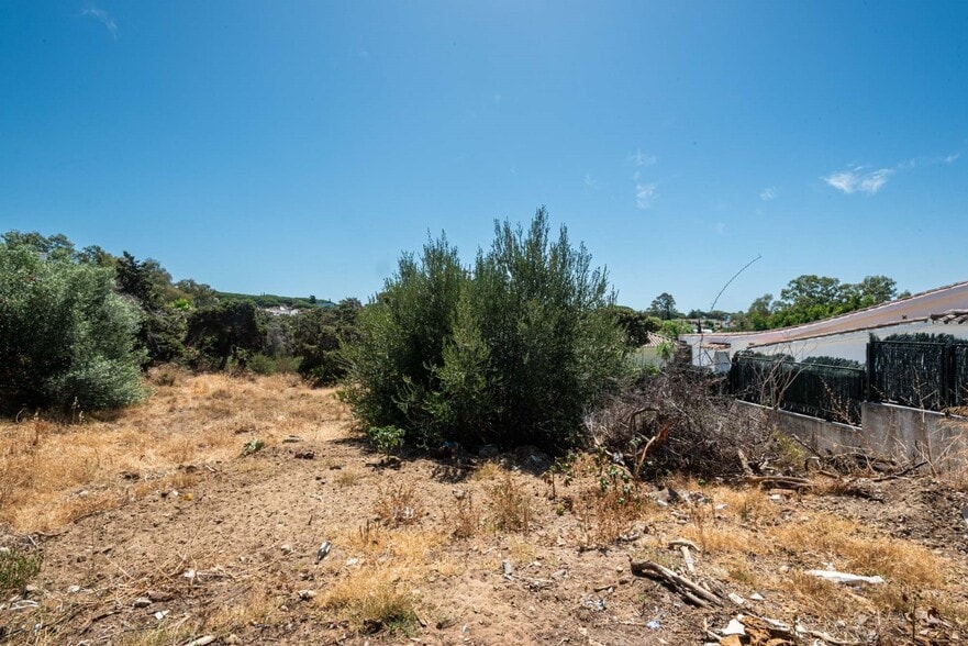 Terreno en Marbella, Málaga en venta - Foto principal - Imagen 1 de 8