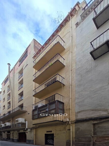Edificio residencial en Lleida, Lérida en venta - Foto del edificio - Imagen 2 de 15