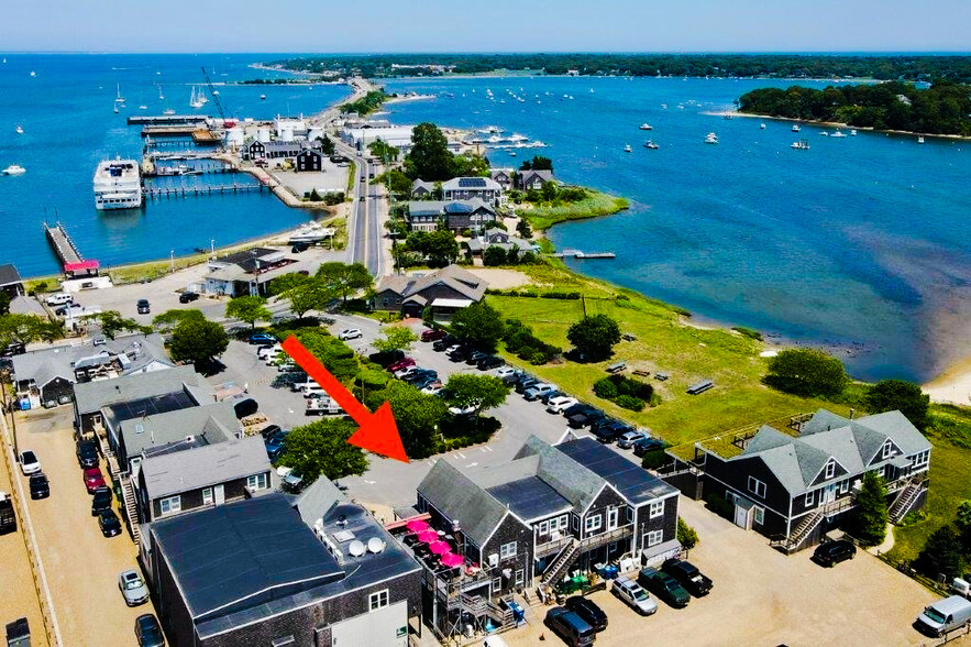 79 Beach Rd, Vineyard Haven, MA en venta - Foto del edificio - Imagen 3 de 9