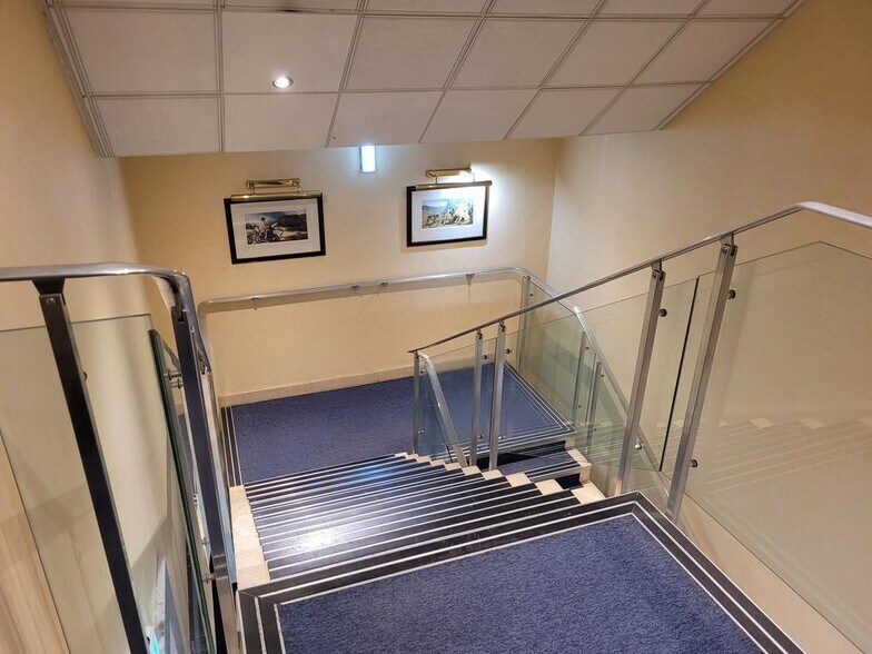 Carlyle Rd, Kirkcaldy en alquiler - Foto del edificio - Imagen 3 de 11