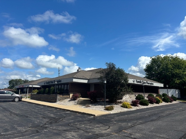 570 E Division, Rockford, MI en alquiler - Foto del edificio - Imagen 1 de 1