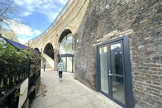 Bridgewater Way, Windsor en alquiler Foto del edificio- Imagen 2 de 3