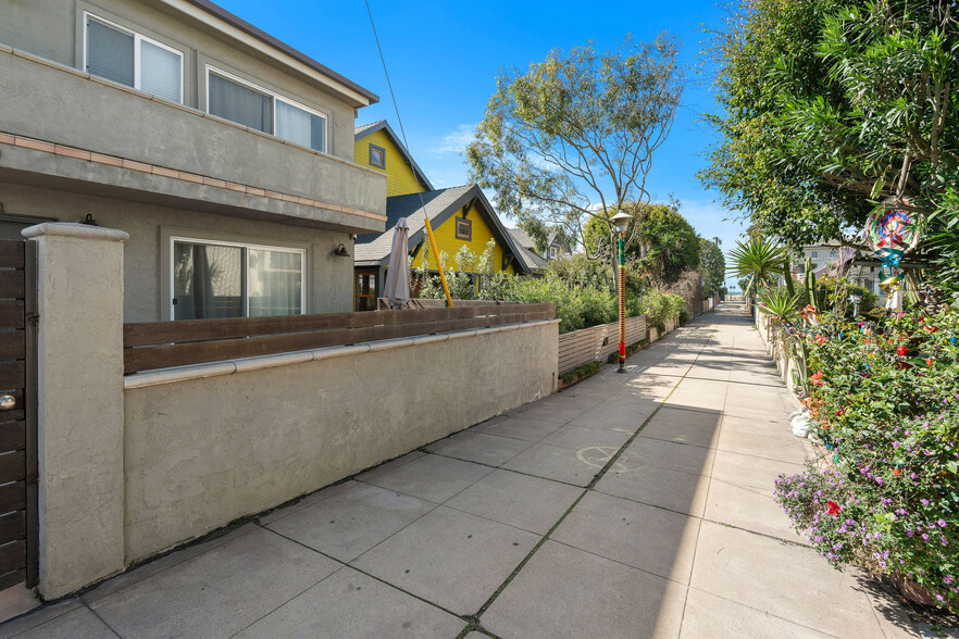 40 24th pl, Venice, CA en venta - Foto del edificio - Imagen 3 de 20