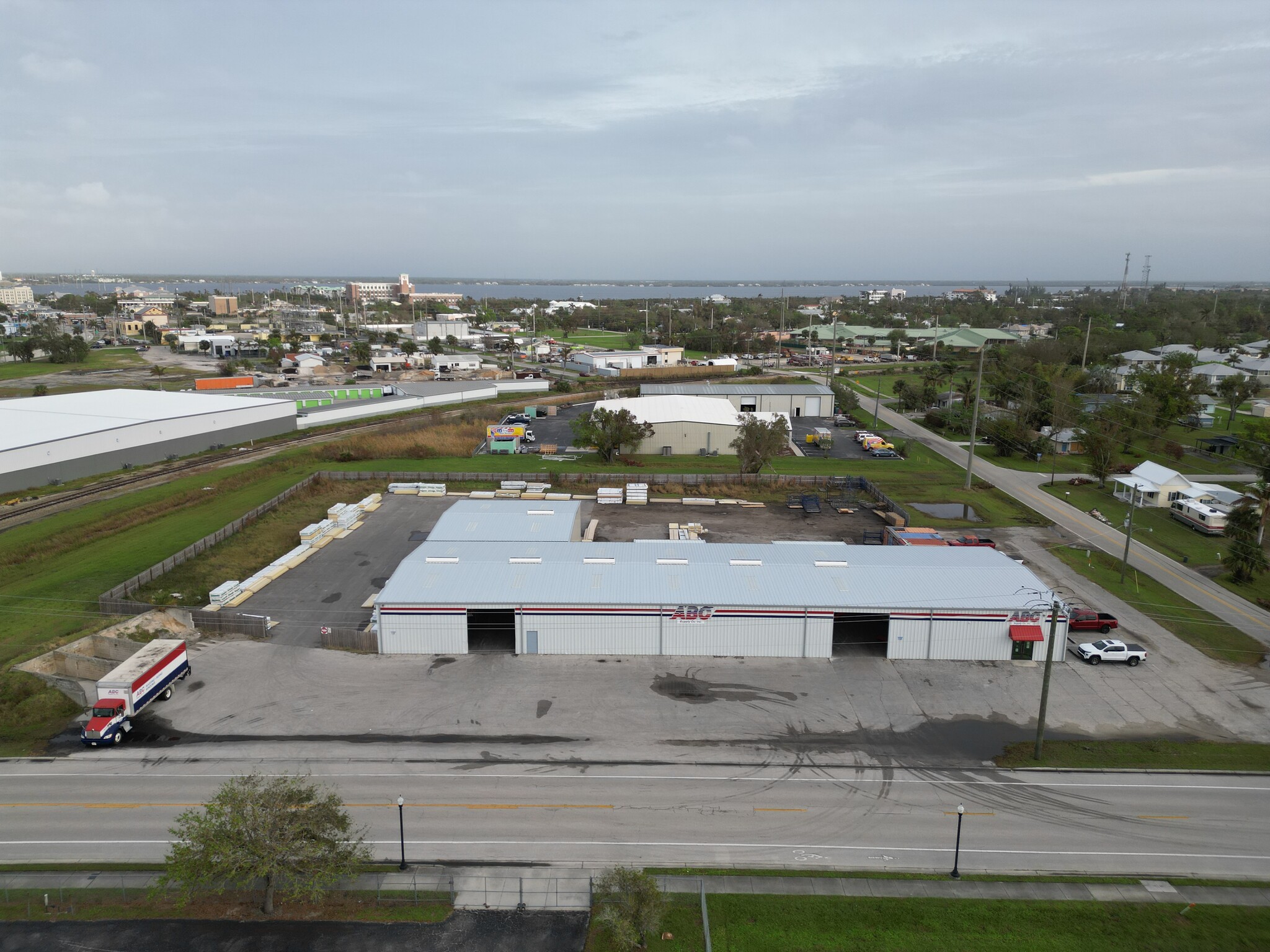 250 Carmalita St, Punta Gorda, FL en alquiler Vista aérea- Imagen 1 de 2