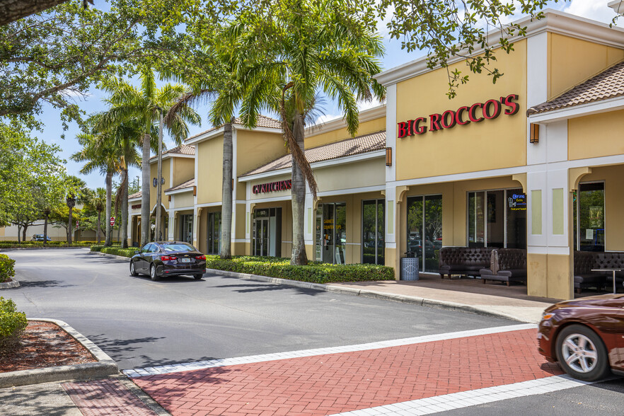 Southern Blvd, Wellington, FL en alquiler - Foto del edificio - Imagen 2 de 11