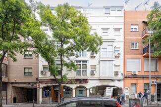Más detalles de Calle de Mateo García, 7, Madrid - Edificio residencial​ en venta