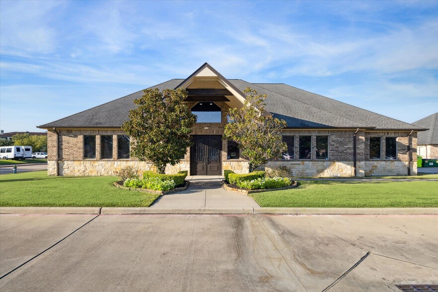 435 Mason Park Blvd, Katy, TX en venta - Foto principal - Imagen 1 de 34