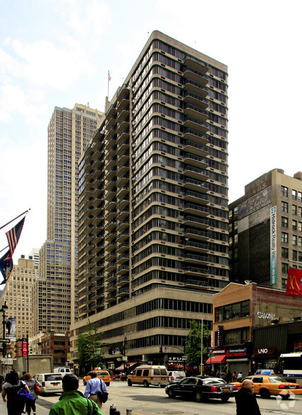 980 Avenue of the Americas, New York, NY en alquiler - Foto del edificio - Imagen 2 de 4