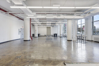 37-18 Northern Blvd, Long Island City, NY en alquiler Foto del interior- Imagen 2 de 6