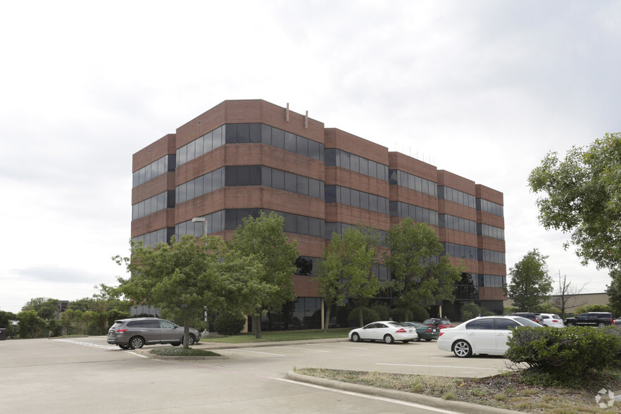 9550 Skillman St, Dallas, TX en alquiler - Foto del edificio - Imagen 2 de 11