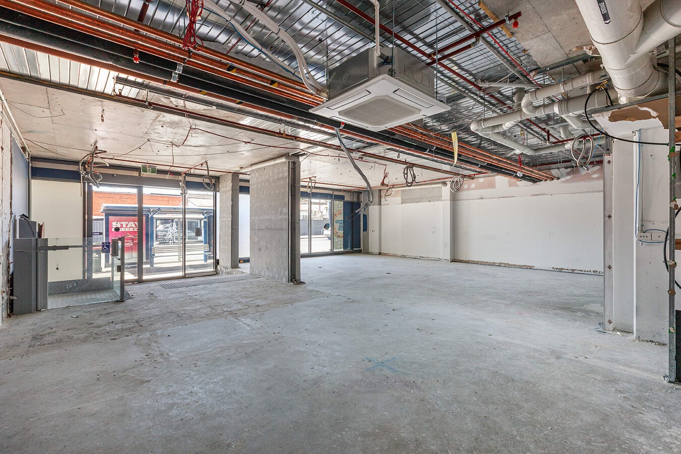 1 Ascot Vale Rd, Flemington, VIC 3031 - Unidad 3-4 -  - Foto del interior - Image 1 of 4