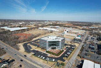 Más detalles para 301 NW 63rd St, Oklahoma City, OK - Oficinas en alquiler