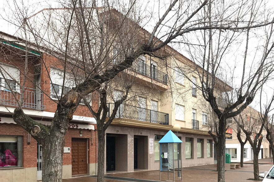 Avenida Reyes Católicos, 13, Sonseca, Toledo en venta - Foto del edificio - Imagen 2 de 2