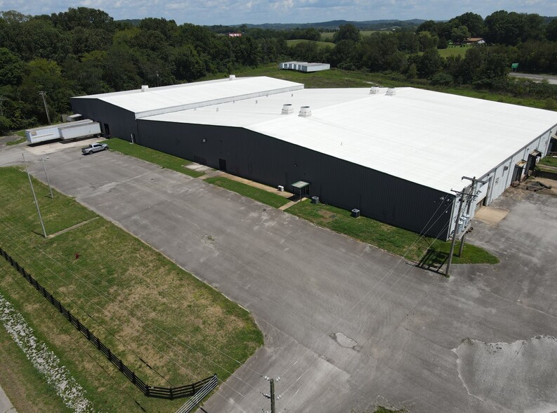 301 George Whitfield Industrial Park Rd, Elkton, TN en alquiler - Foto del edificio - Imagen 2 de 4