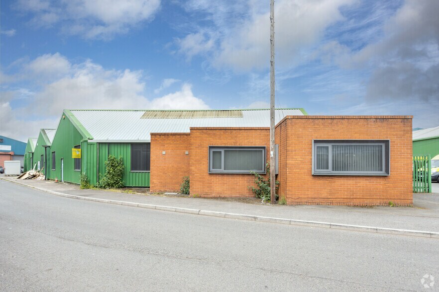 Thornleigh Trading Estate, Dudley en venta - Foto del edificio - Imagen 3 de 5