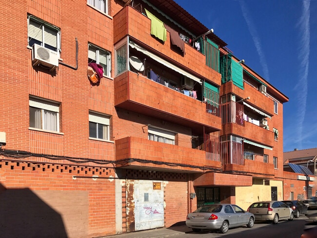 Más detalles de Calle Castilla la Vieja, 2, Ciempozuelos - Edificio residencial​ en venta