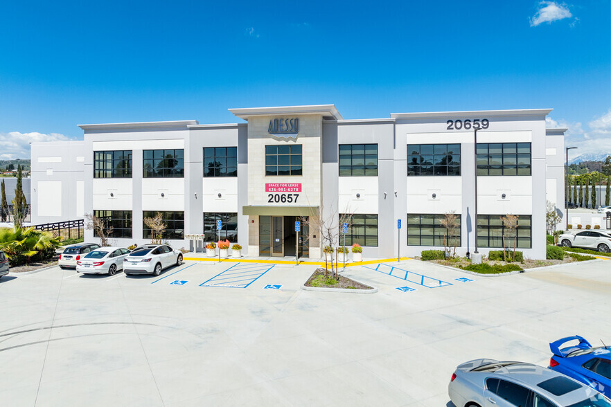 20631 Valley Blvd, Walnut, CA en alquiler - Foto del edificio - Imagen 1 de 24