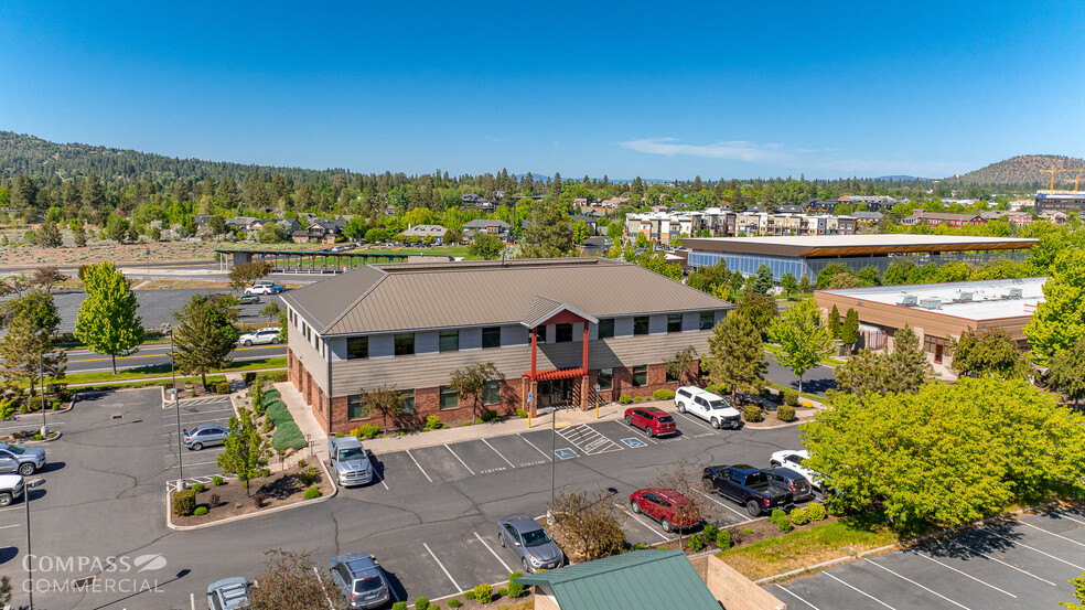 963 SW Simpson Ave, Bend, OR en alquiler - Foto del edificio - Imagen 1 de 10