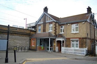 Más detalles de 1 Ferry Rd, Benfleet - Local en alquiler