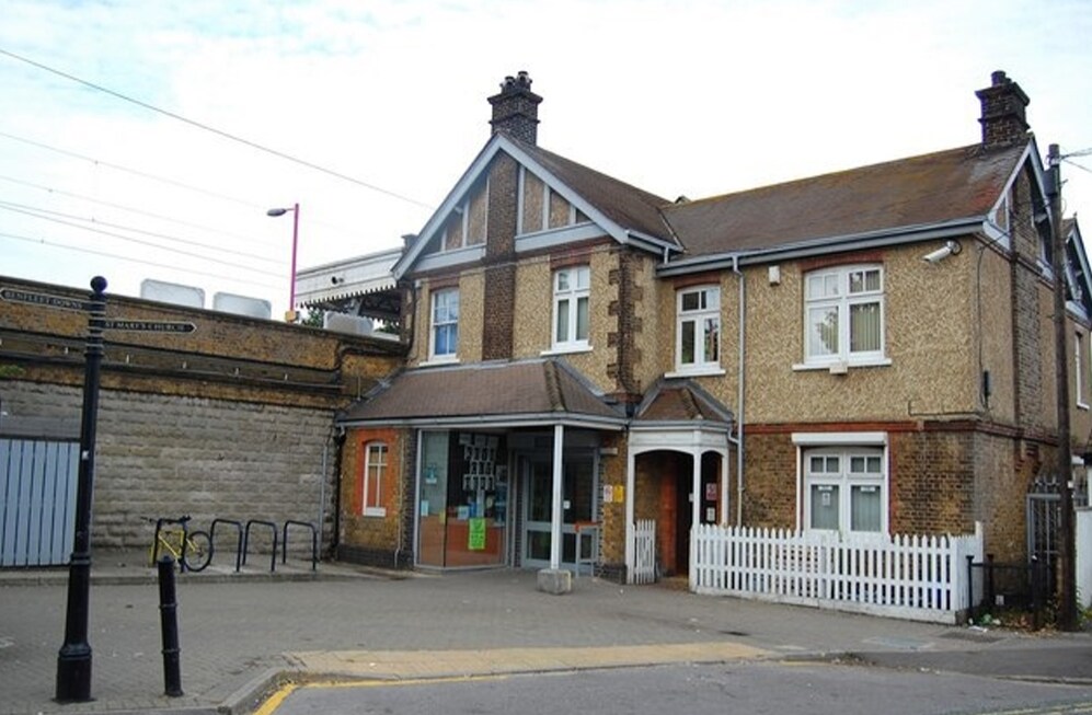 1 Ferry Rd, Benfleet en alquiler Foto del edificio- Imagen 1 de 3