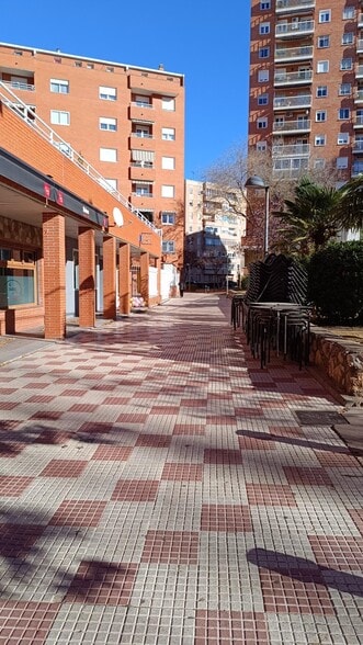 Espacio de coworking en Guadalajara, Guadalajara en alquiler - Foto del edificio - Imagen 3 de 6