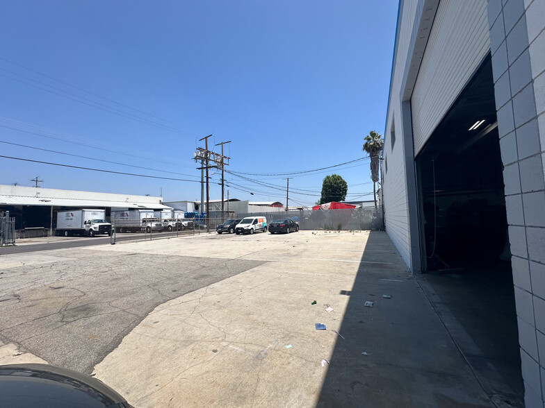 16018 Blythe St, Van Nuys, CA en venta - Foto del edificio - Imagen 3 de 17