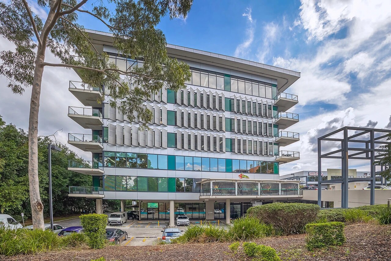 28-32 Lexington Dr, Bella Vista en venta Foto principal- Imagen 1 de 2