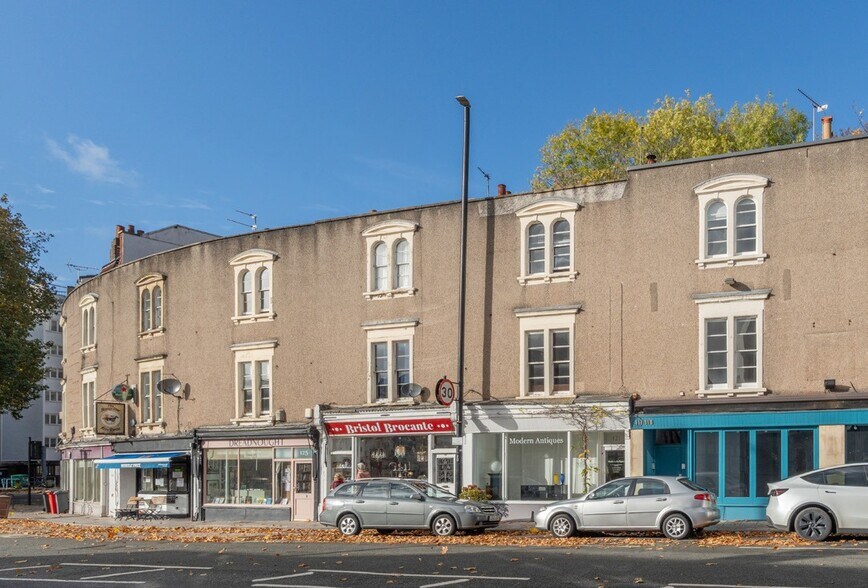 Jacob’s Wells Road & St George’s Road cartera de 17 inmuebles en venta en LoopNet.es - Foto del edificio - Imagen 3 de 23