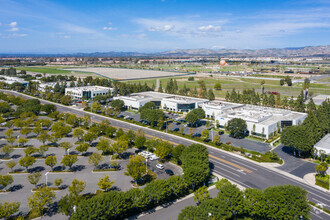 152 Technology Dr, Irvine, CA - VISTA AÉREA  vista de mapa