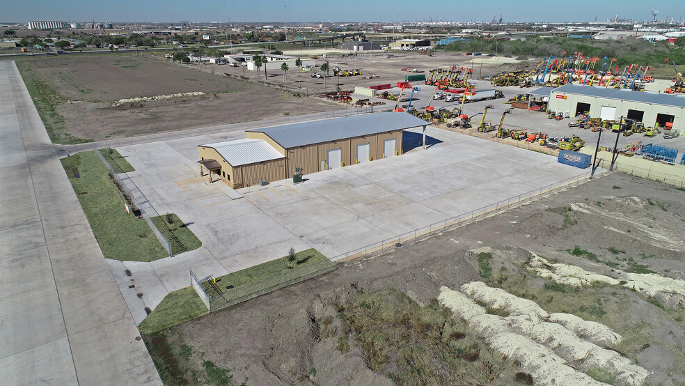 5560 Kingpin Dr, Corpus Christi, TX en alquiler - Vista aérea - Imagen 2 de 9