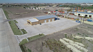 5560 Kingpin Dr, Corpus Christi, TX - VISTA AÉREA  vista de mapa