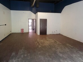 9419-9585 Slauson Ave, Pico Rivera, CA en alquiler Foto del interior- Imagen 2 de 7