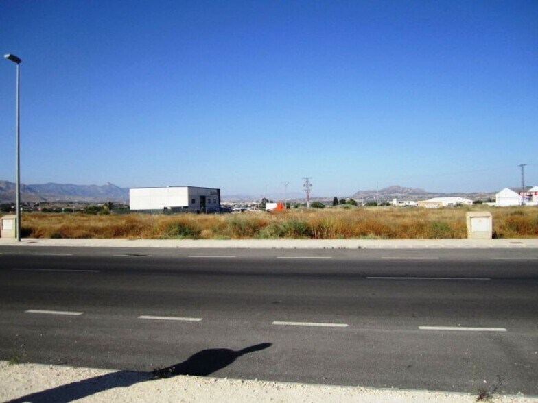 Terreno en Novelda, Alicante en venta - Vista aérea - Imagen 3 de 3