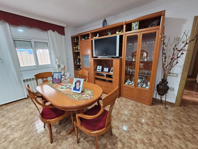 Edificio residencial en Santa Perpètua de Mogoda, Barcelona en venta - Foto del interior - Imagen 3 de 23