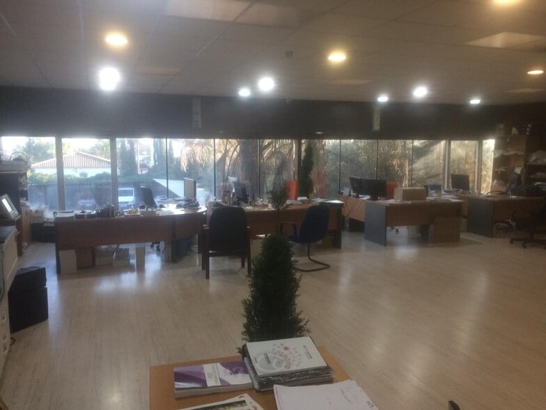 Nave en Córdoba en venta - Foto del interior - Imagen 2 de 14