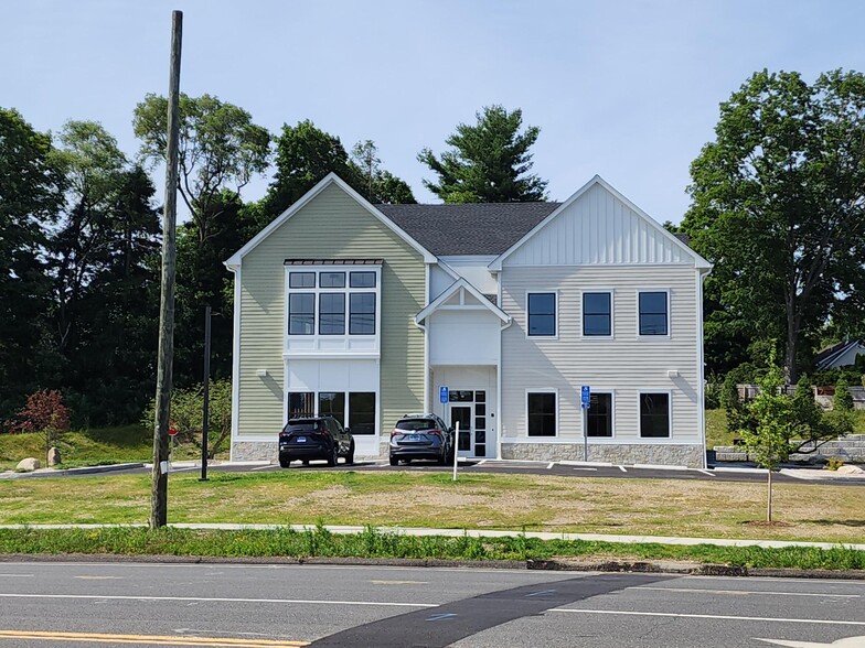 70 Stony Hill Rd, Bethel, CT en alquiler - Foto del edificio - Imagen 3 de 8