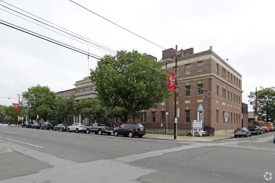 2301 E Allegheny Ave, Philadelphia, PA en alquiler - Foto del edificio - Imagen 1 de 15