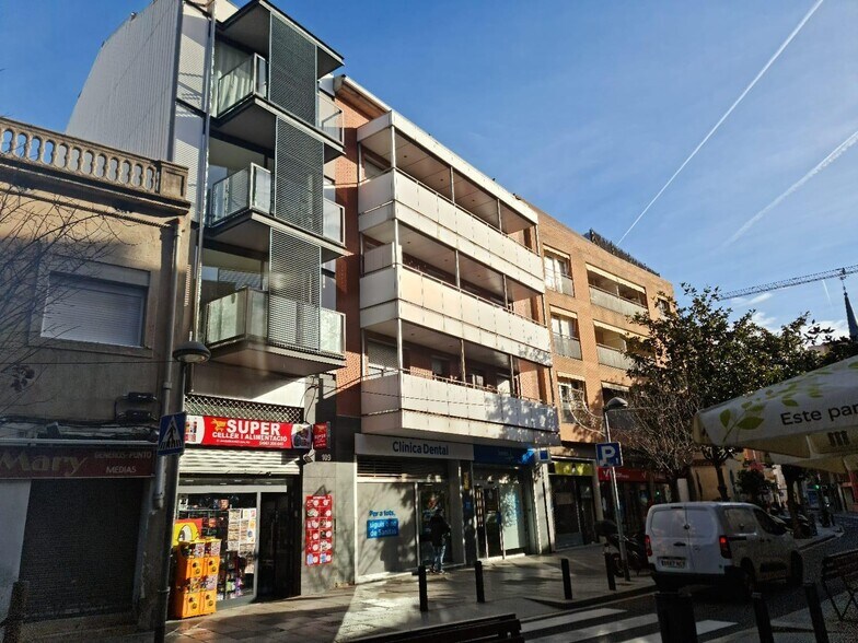 Edificio residencial en Cornellà de Llobregat, Barcelona en venta - Foto principal - Imagen 1 de 1