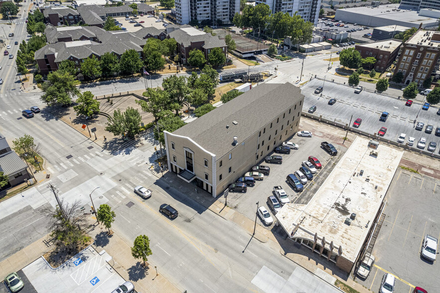 624 S Denver Ave, Tulsa, OK en alquiler - Foto del edificio - Imagen 3 de 3