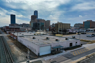 8 NW 8th St, Oklahoma City, OK en alquiler Foto del edificio- Imagen 2 de 14