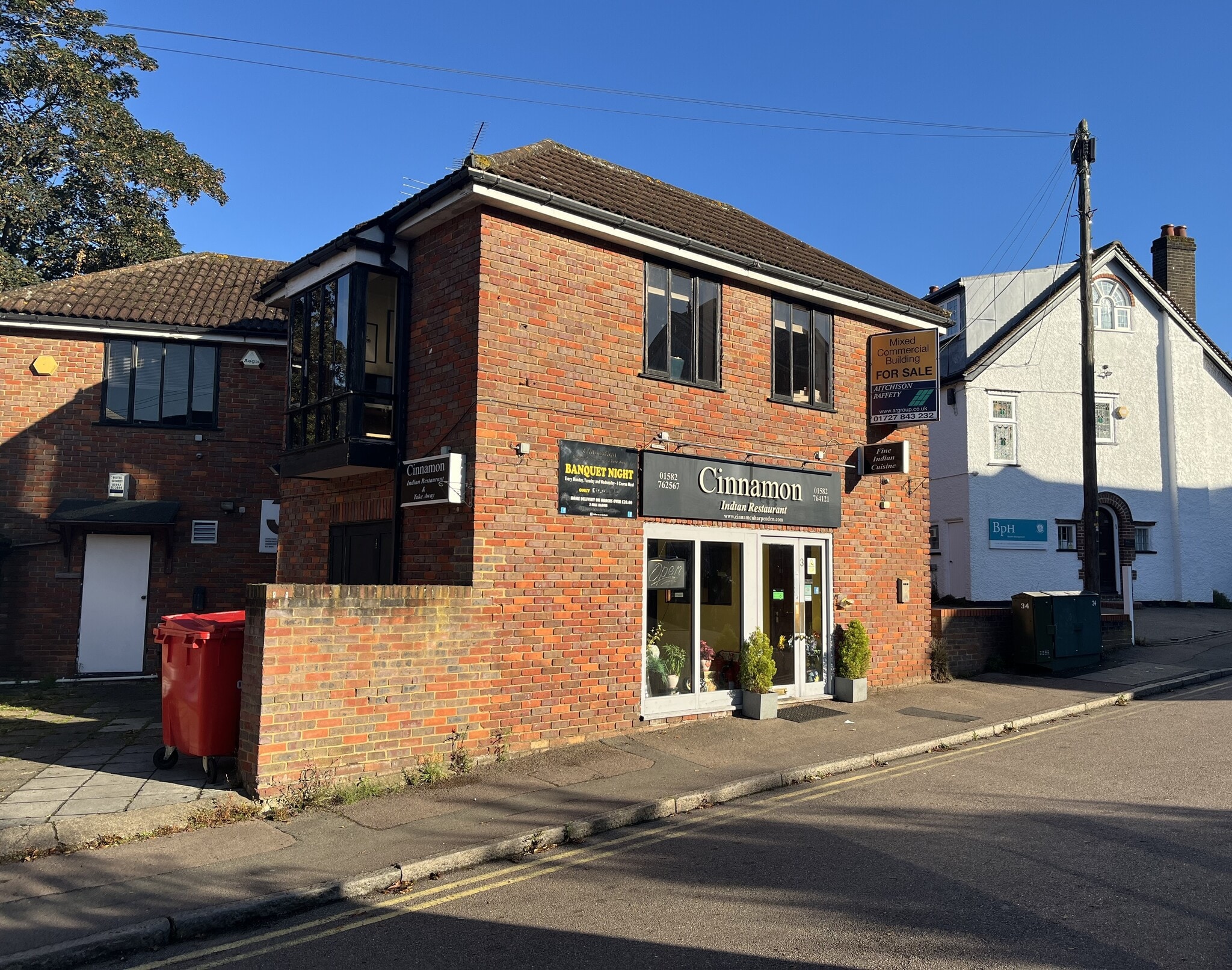 3-3 Thompsons Close, Harpenden en venta Foto del edificio- Imagen 1 de 3