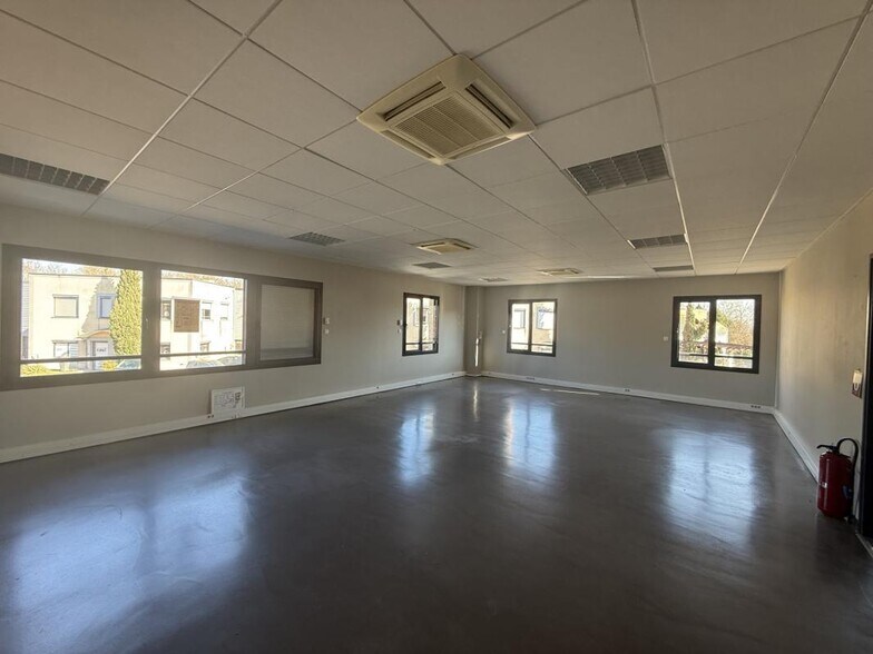 3 Rue De La Dombes, Neyron en venta - Foto del edificio - Imagen 2 de 7