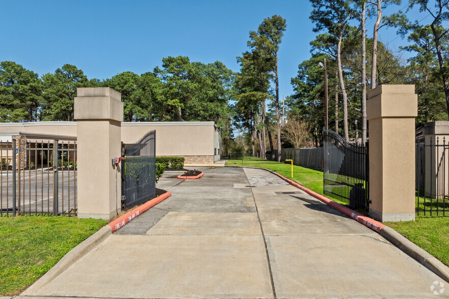 17810 Spring Creek Forest Dr, Spring, TX en alquiler - Foto del edificio - Imagen 3 de 23