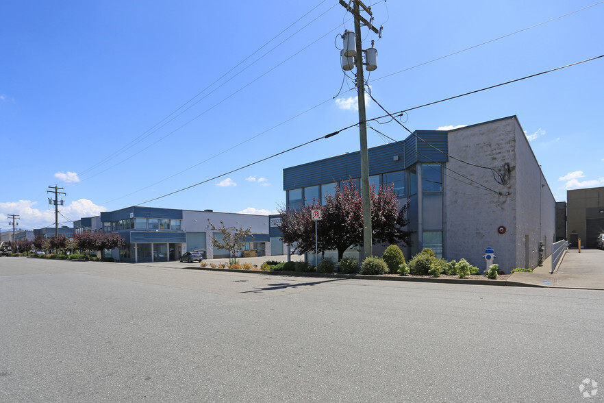 30950 Wheel Ave, Abbotsford, BC en alquiler - Foto del edificio - Imagen 2 de 2