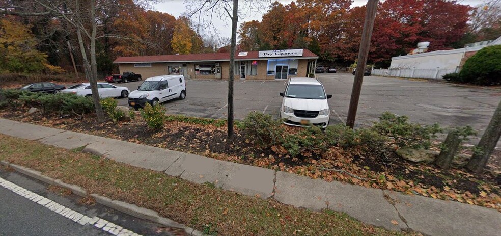 61-65 Smithtown Blvd, Smithtown, NY en venta - Foto del edificio - Imagen 1 de 4