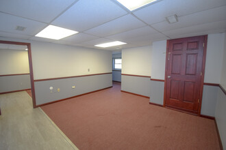 1498-1502 W Main St, Tipp City, OH en venta Foto del interior- Imagen 2 de 23