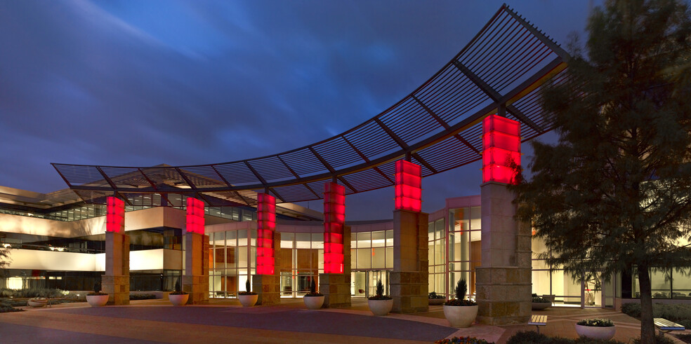 5340 Legacy Dr, Plano, TX en alquiler - Foto del edificio - Imagen 2 de 10