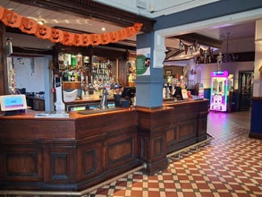 818 Manchester Old Rd, Manchester en alquiler Foto del interior- Imagen 1 de 8